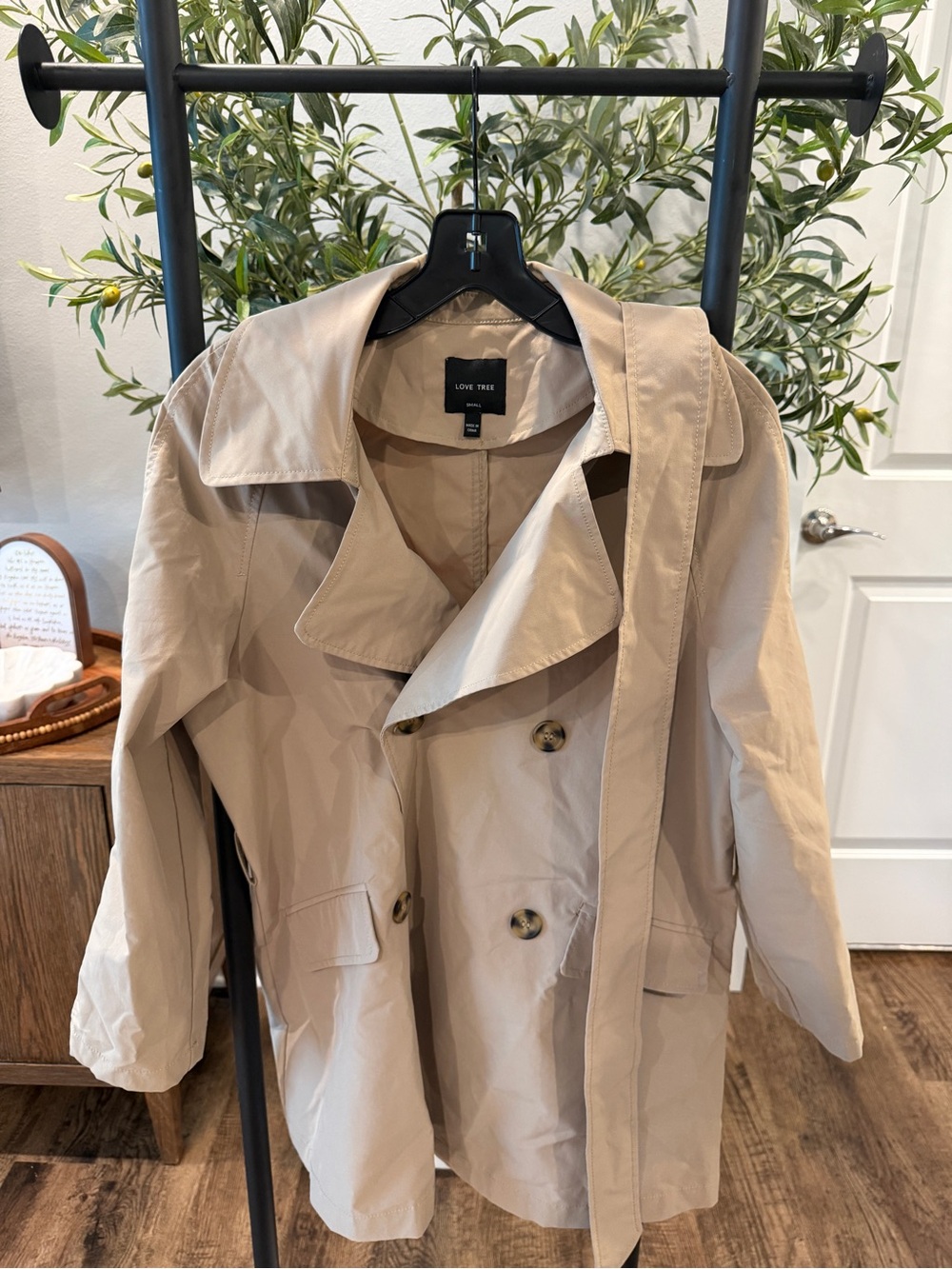 Love Tree Light Beige Double-Breasted Trench Coat with Belt